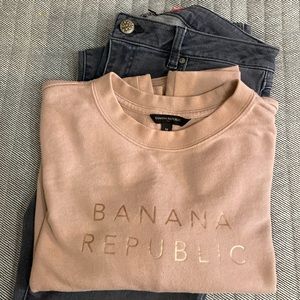 Banana Republic blush sweatshirt, size medium.
